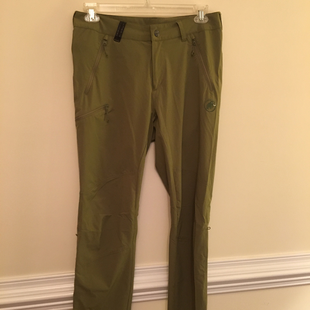 Mammut Olive Green Sweatpants & Joggers